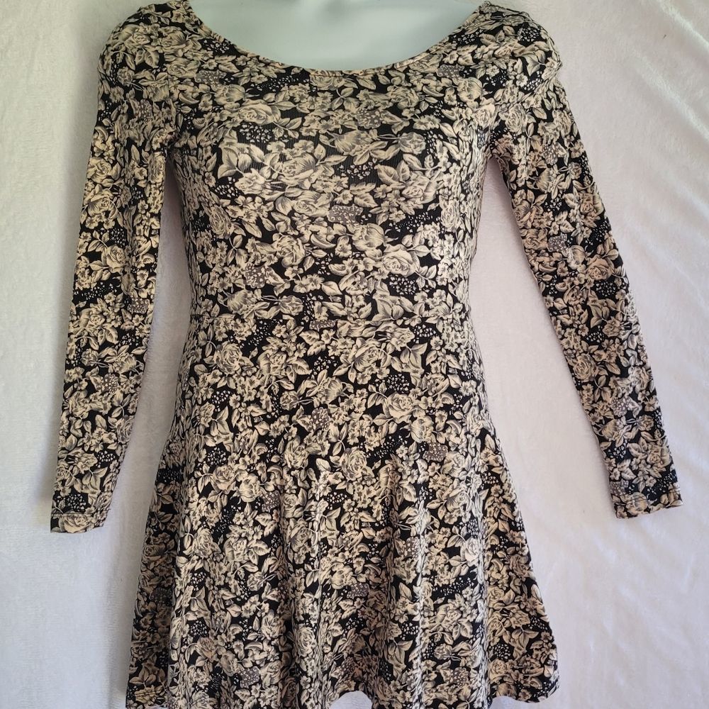 Mini Dress by Forever 21 Los Angeles. Size Small.